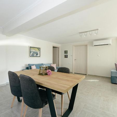 W1 Rooms Καβάλα Εξωτερικό φωτογραφία